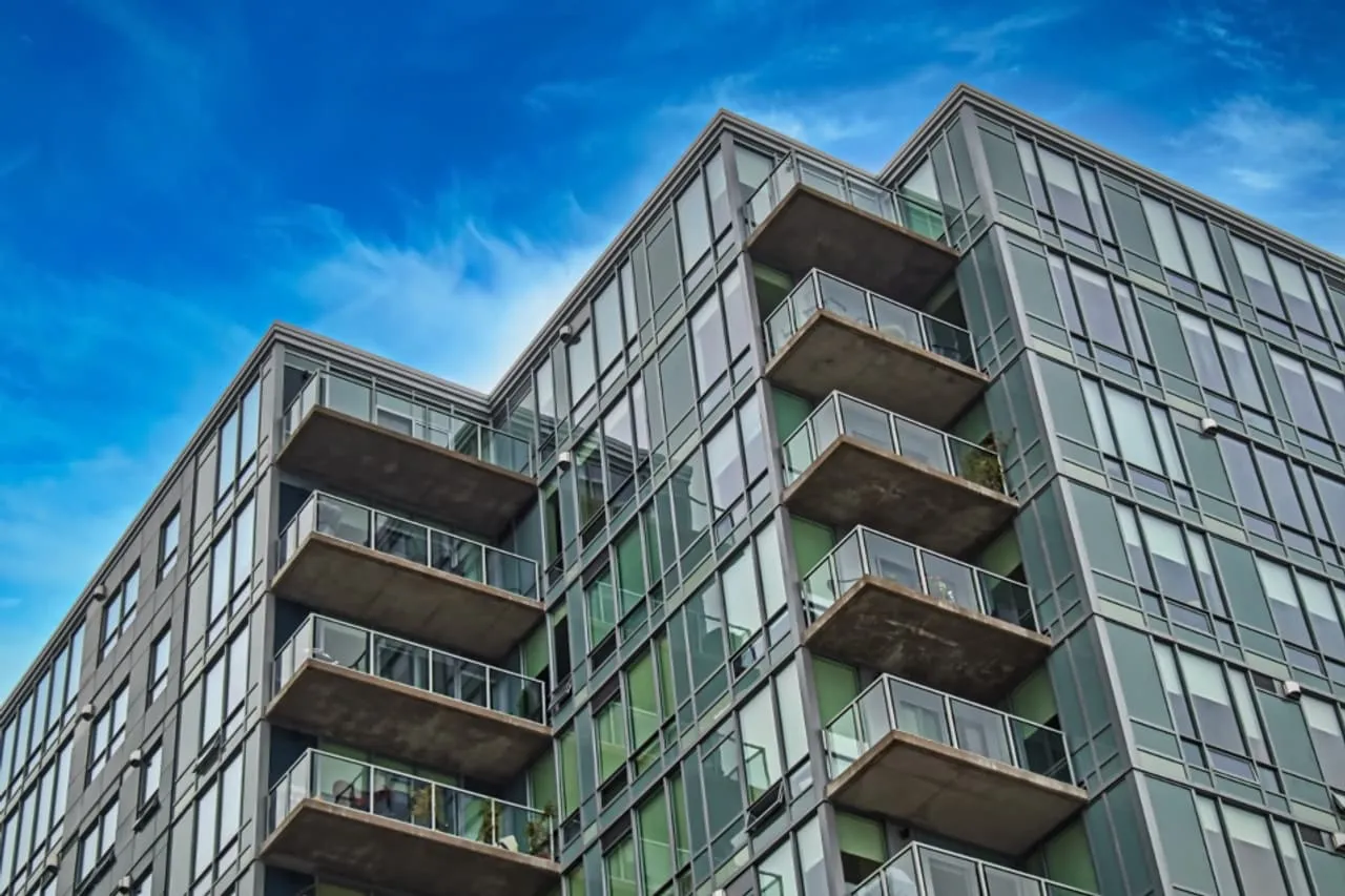 Fachada do prédio residencial – Apartamento 2 quartos no Cocó (CP-0010), imagem ilustrativa
